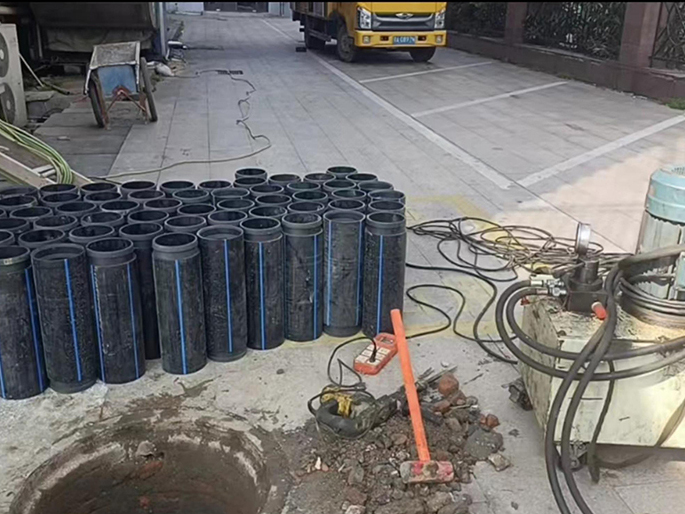 石棉PE置换管厂家 DN315置换管 非开挖管短管置换